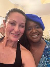 Okay where are those hole in the wall crawfish places? Yk the ones.