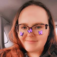 Love Between the Lines: A romance anthology : Day, Luna, Douglas, Ellory,  Ryan, Marlee, Gunn, Mimi, Dawes, Ivy, Pearce, Violet: Amazon.ca: Books