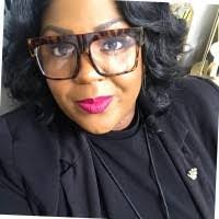 Victoria Cawthon's Instagram, Twitter & Facebook