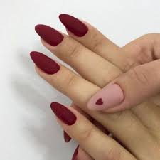 Almond Short Almond Shaped Matte Black Nails Acrylic Almond Nails Short Almond Nails Long Almond Nails 2019 Natural Almond Nails Matte Almond Nail Designs Elegant Nails Prom Nails Valentines Nails