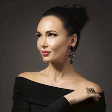 Аида эмил кызы гарифуллина) (born 30 september 1987) is a russian operatic lyric soprano. Aida Garifullina Tickets Tour Dates Concerts 2020 2021