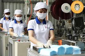 Nguyễn văn cừ còn là tên của nhiều trường trung học, trường đào tạo cán bộ (ví dụ như trường đào tạo cán bộ nguyễn văn cừ tại thành phố hạ long, quảng ninh, vùng đất nơi ông trưởng thành) và một số phường (ví dụ như phường nguyễn văn cừ ở quy nhơn). 1 Thung Kháº©u Trang Co Bao Nhieu Há»™p Hay Cung Giáº£i Ä'ap Kháº©u Trang N99