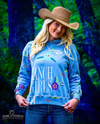 When The Blues Make Ya Happy @faith.robbins . . . #folkportaits ...