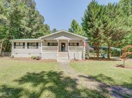 195 Glen Echo Dr, Jackson, GA 30233