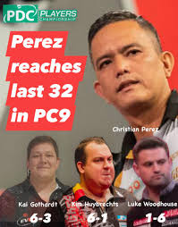 Pro Tour card holder Christian Perez of the Philippines won his first two  matches against Kai Gothardt of Germany (6-3) and Kim Huybrechts of Belgium  (6-1) to reach the last 32 in