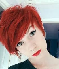 Hai capelli corti e vuoi provare delle sfumature di colore sulle. Colori Capelli Corti Uomo E Donna