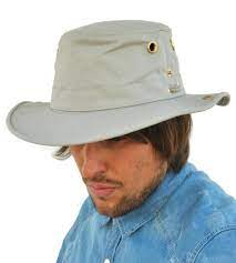 Amazon Com Tilley Endurables T3 Traditional Canvas Hat Olive 7 Sports Outdoors In 2021 Hats Sun Hats Men
