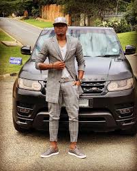 You do not need to be an ardent follower of sports in south africa before you will get to know thembinkosi lorch. Kitoko Makasi Throwback Willard Katsande Facebook