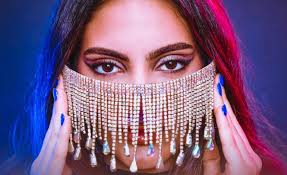 Matilde G, La Nouvelle Étoile du Pop Émerveille avec Son Nouveau Single  “Circus”