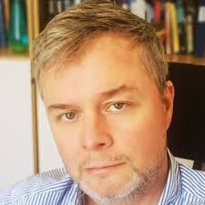 Erik Hunter's Instagram, Twitter & Facebook