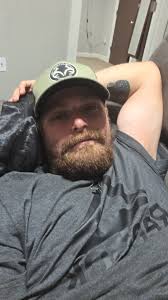 Duane recently moved North KC. I'm single open minded and looking for same.  Descreet curiosity in things. Not familiar with anyone here looking for  whatever comes my way.