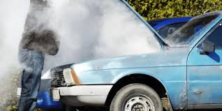 Tetapi ada beberapa perbezaan dengan motor. Niat Nak Tolong Kereta Rosak Tapi Lain Pula Jadinya Apabila Diserang Pomen Aneh