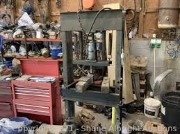 List & additional preview photos Auction