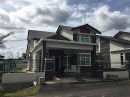 Bungalow single storey at taman senimas, kuala new bungalow for rent at rm1000/month only, taman senimas, kuala pilah new bungalow, low density. Fila Territory Color The World Review Banglo Type C 1 1 2 Tingkat Taman Senimas Kuala Pilah Negeri Sembilan 6 Bilik Tidur