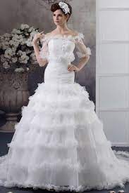 Pin On Some Of The World S Ugliest Wedding Dresses