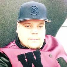 Stream Dj Magic Wear music