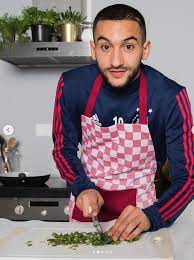 ويمكن أن لعب البلوز بدون صفقات الصيف حكيم زياش وبن تشيلويل، زريس جيمس أيضًا بسبب إصابة الثلاثي. Ø­ÙƒÙŠÙ… Ø²ÙŠØ§Ø´ ÙØ¹Ù„Ù‡Ø§ Ø·Ø§Ø¬Ù† Ù…ØºØ±Ø¨ÙŠ Ø±ÙŠØ§Ø¶Ø© Ø¹Ø±Ø¨ÙŠØ© ÙˆØ¯ÙˆÙ„ÙŠØ© Ø§Ù„Ø¥Ù…Ø§Ø±Ø§Øª Ø§Ù„ÙŠÙˆÙ…