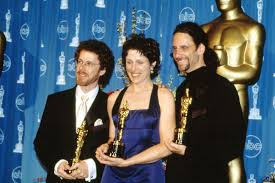 Our first shot of chief marge gunderson (frances mcdormand). Die Coen Bruder Ethan Und Joel Gerne Akzeptieren Ihre Fargo Oscars Zusammen Mit Ihrem Stern Bester Schauspielerin Frances Mcdormand 1997 Celebrity Fruugo De