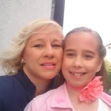 What sweetener is best for strawberries?