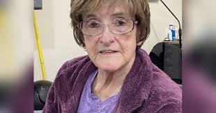 Mary Fauteux's Instagram, Twitter & Facebook