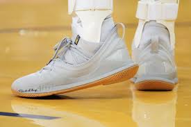 1,483 stephen curry shoes products are offered for sale by suppliers on alibaba.com, of which men's sports shoes there are 10 suppliers who sells stephen curry shoes on alibaba.com, mainly located in asia. Not Your Average Review Under Armour Curry 5 Peachtree Hoops