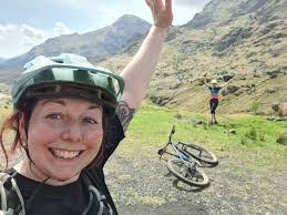 Leanne Whitehead's Instagram, Twitter & Facebook