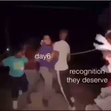 Pin By Eloise Rhodes On Memes Kpop Kpop Memes Funny Kpop Memes Kpop Funny