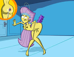 Princess Mandie Ass Spank - Page 10 - HentaiEra