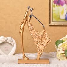 An attractive white outer boasts a trendy pattern that'll coordinate with any home decor, and the steam diffuser will have her home spelling amazing every single day. Need Ideas For Great Wedding Gifts For Your Best Friend Read On For Some Super Tips And Recommendations