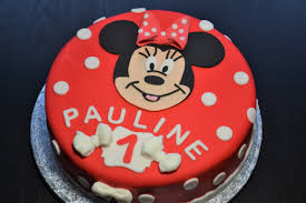 Ich möchte für meine kleinen eine micky maus oder minnie maus torte backen, leider finde ich keine schönen rezepte. Minni Maus Torte Zum 1 Geburtstag The Big Sweet Cakery