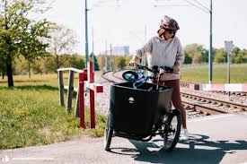 New horizons is a game with immense flexibility, and no one should tell you how to play. How To Ride A Cargo Bike 9 Handy Tips For Everyday Cargo Bike Use Downtown Magazine