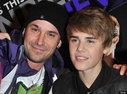 Justin Bieber Flies Home To Support Dad Jeremy As He Undergoes Surgery