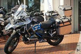 究極のキャンプツアラー bmw r1200gs advの1年経過インプレ バイクレ バイク ツアラー キャンプ bmw バイク