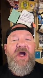 Melissa Utter's Instagram, Twitter & Facebook