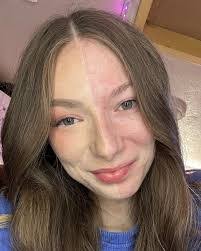 Sarah Lanier's Instagram, Twitter & Facebook