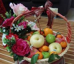 Gambar gubahan hantaran terkeni buah buahan bakul gambar sumber : Gubahan Buah Dalam Bakul Bagikan Contoh