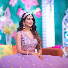 White and silver your day of fortune: Bridal Colour Guide Lucky Colours For 2021 Brides As Per Your Zodiac Sign Witty Vows