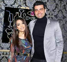 Li martins e karin hils cantam grandes sucessos nacionais e internacionais e conversam com os fãs. Apos Anuncio Da Gravidez Li Martins Ex Rouge Termina Namoro Capricho