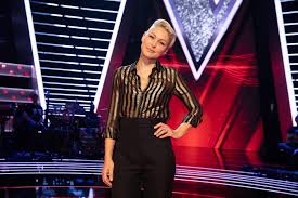 Participation by readers and advertisers each. The Voice Uk S Emma Willis Opens Up About Competitive Judges