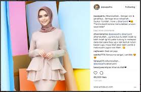 Get in touch with sari yanti (@sari407) — 398 answers, 2859 likes. Sari Yanti Sudah Bertudung Jep Sepahtu Ucap Terima Kasih Tehpanas