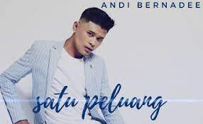 verse 1 hatiku masih berdebar tiap kali bertemu aku cuba bersuara walaupun lidah ku kelu perasaan ku padamu seluas lautan biru beriku satu peluang untuk mengenali mu. Lirik Lagu Satu Peluang Andi Bernadee Ost Drama Cik Reen Encik Ngok Ngek Iluminasi