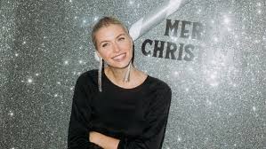 So gehen sie damit um. Lena Gercke Wir Nutzen Den Handel Um Vorfreude Zu Verbreiten W V