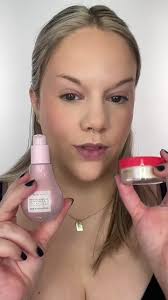 Replying to @vanessajames90 let’s mix @Glow Recipe Watermelon Glow  Niacinamide Dew Drops with …. 👀🍉 #glowrecipe #officialglowgangambassador  #glowrecipedewhacks #makeuphacks #dryskinmakeup #makeup ...