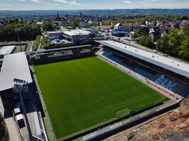 Waldstadion an der Kaiserlinde