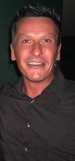 Eric ROBERT (PARIS, ILLKIRCH GRAFFENSTADEN)