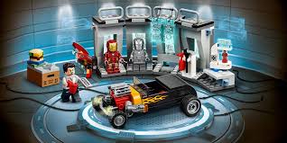 Igen, itt van ross geller, rachel green, chandler bing, monica geller, joey tribbiani és phoebe. Lehullott A Lepel A Legujabb Lego Marvel Keszletrol Geek Life