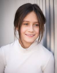 Isabella Blair's Instagram, Twitter & Facebook