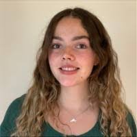 Becky Brace's Instagram, Twitter & Facebook