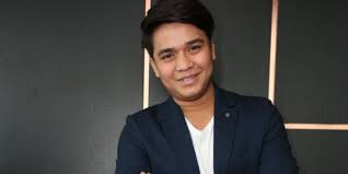 1 day ago · billy syahputra keciduk setia temani amanda manopo yang lagi berduka. Billy Syahputra Hadir Di Pemakaman Ayah Hilda Vitria Billy Syahputra Ungkap Hal Ini Merdeka Tag Page 1