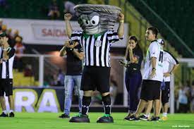 Mascote antigo de borracha de times de futebol. Mascote Do Figueirense Mostra Sua Forca Equipe Tem 6 Jogos Em Casa Com 5 Vitorias E Um Empate Esportes Home